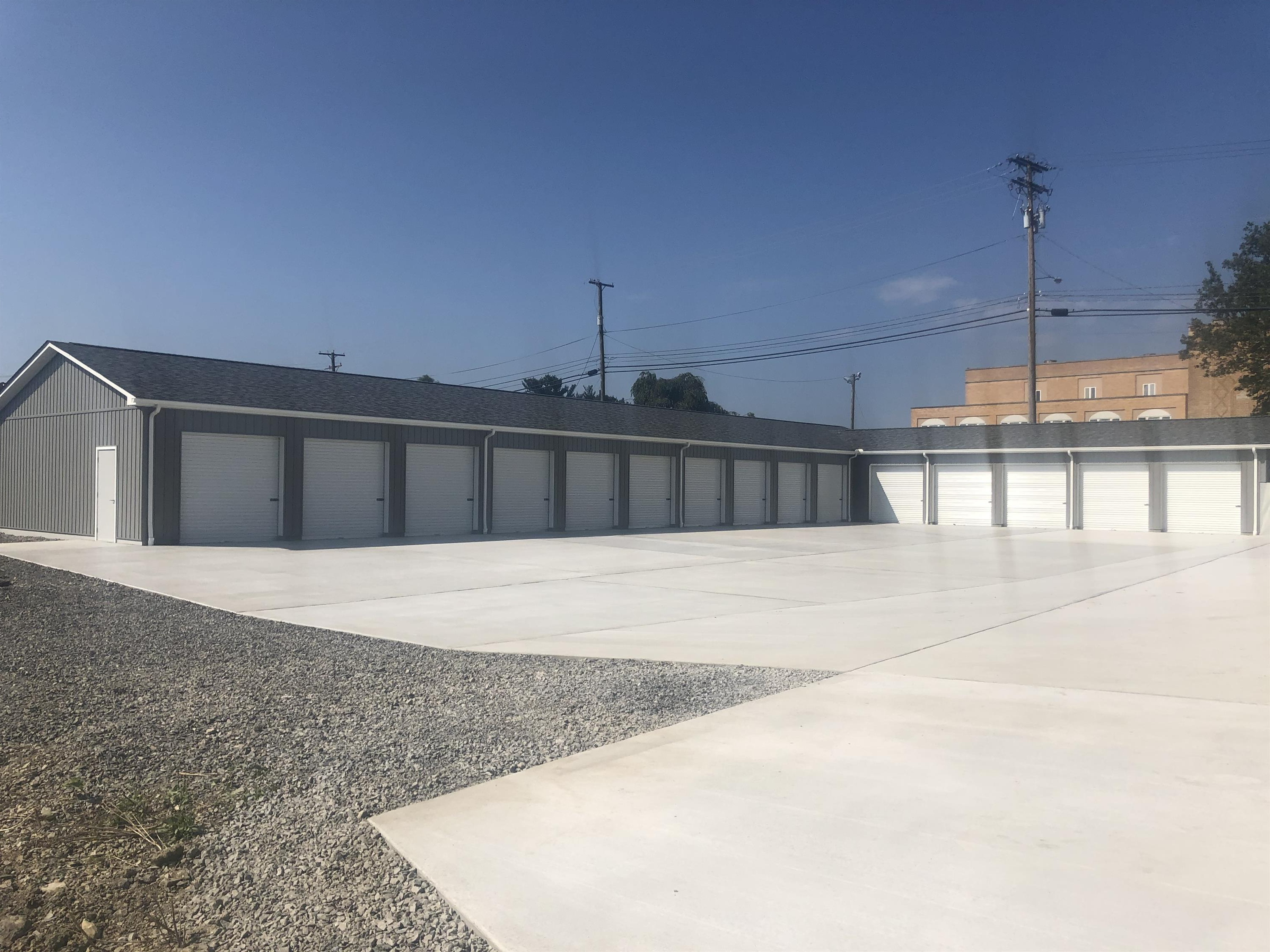 120 Fernwood Road Storage - 15